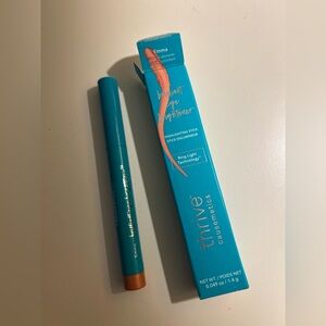 New Thrive Causemetics Brilliant Eye Brightener in Emma Eye Shadow